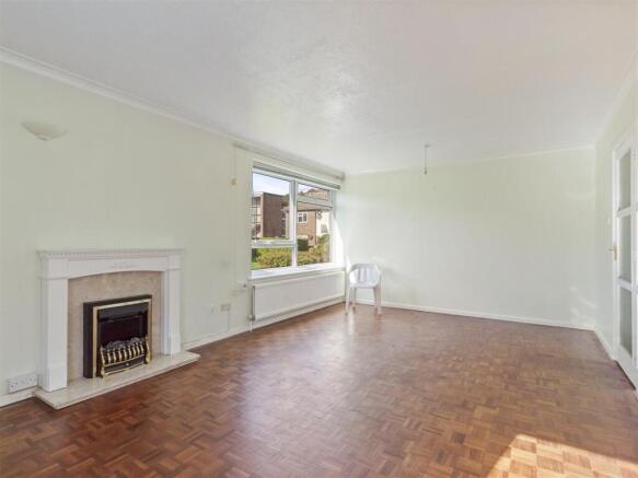 36 College Gardens-003.JPG