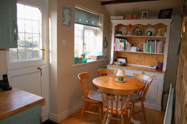 BREAKFAST ROOM