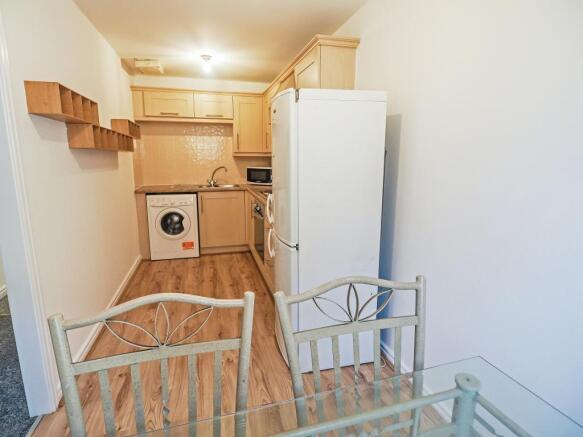 Kitchen / Dining Area