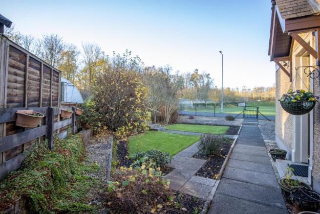 1-croft-road-garden2.jpg