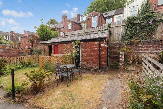 3 bed Terraced for sale Image 7