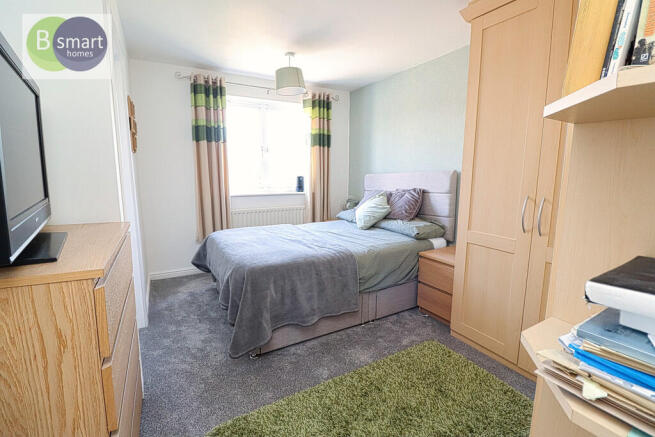 4 bed Detached for sale Image 9