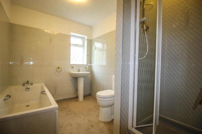 Main Bathroom