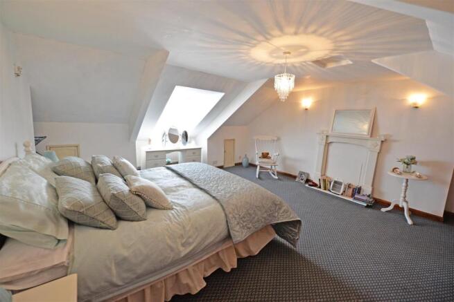 BED1ATT.jpg