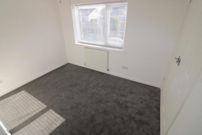 3 bed Semi-Detached to rent Image 9