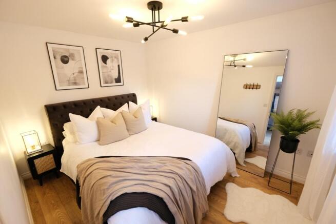 Bed 3 (downstairs)