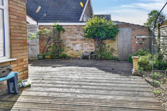 2 bed Bungalow for sale Image 12