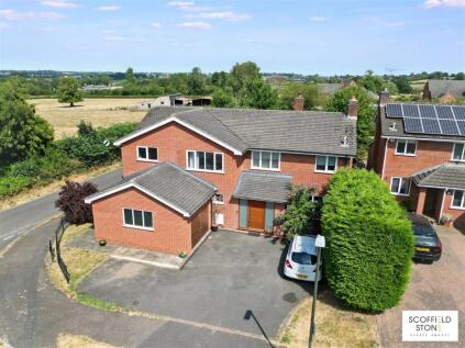 Lawn Avenue, Etwall, Derby