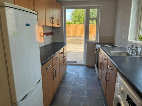2 bed Semi-Detached for sale Image 9