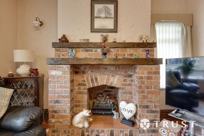 4 bed Semi-Detached for sale Image 11