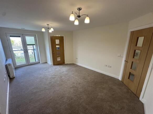 1 bed Apartment to rent Image 8