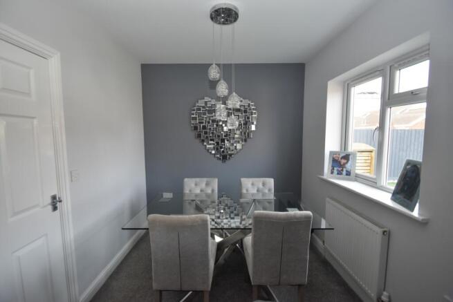 dining area/poss bed3