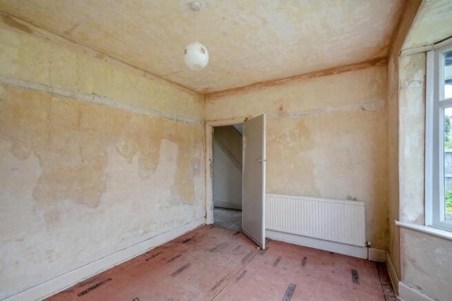 3 bed Semi-Detached for sale Image 6