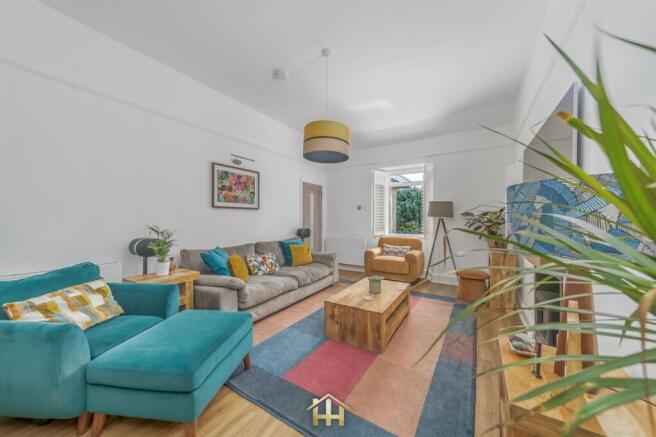 ROWAN COTTAGE AUCHTERHOUSE DUNDEE DD3 0QN 130426 E