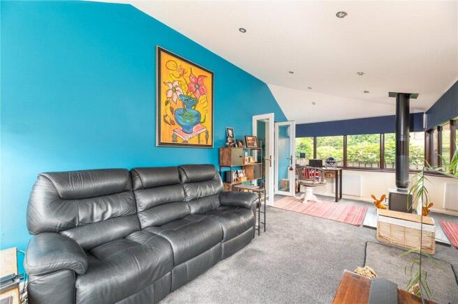 3 bed Town House for sale Image 11