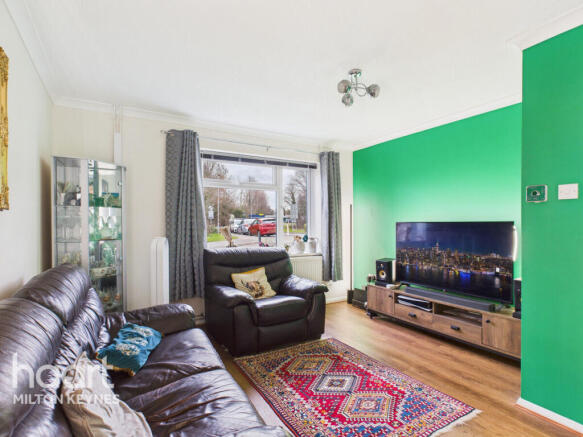 Favell Drive, Milton Keynes photo 4