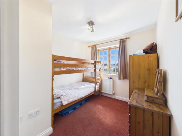 3 bed End of Terrace for sale Image 9