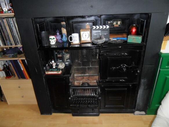 Kitchen Area: