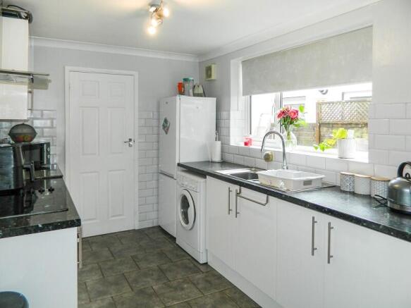 2623-PRA11099-10-raw