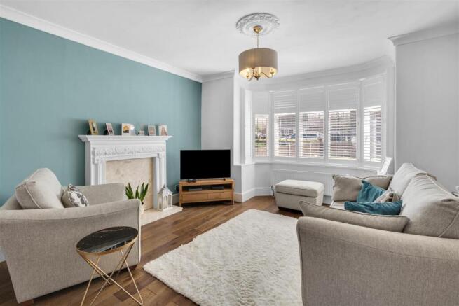 3 bed Semi-Detached for sale Image 6