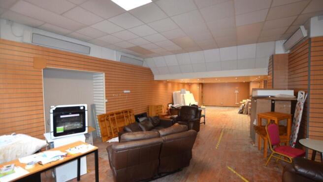 13-Lochrin-Place-Edinburgh-Class-3-Restaurant-05