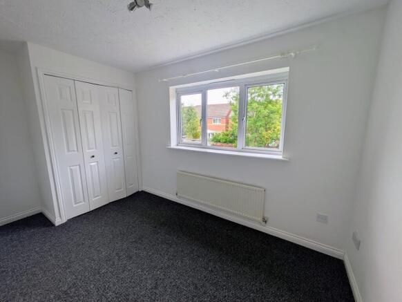 Gabor Close, Rugby photo 4