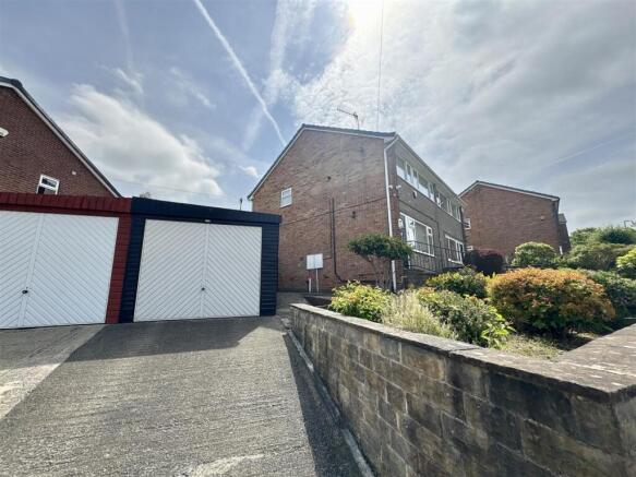 3 bed Semi-Detached for sale Image 11