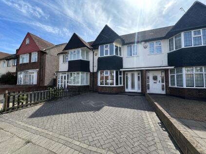 Conisborough Crescent, London, SE6