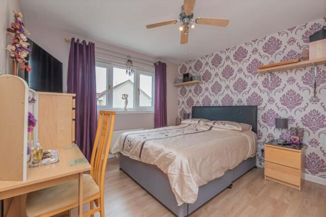 15. Bedroom 1 (1).jpg