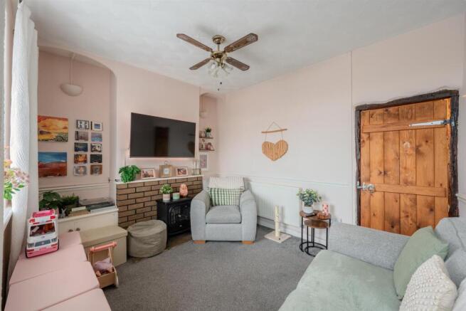 25 Austin Road-7.jpg