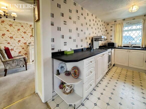 2 bed Semi-Detached Bungalow for sale Image 5