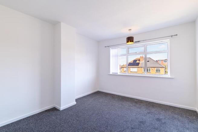 3 bed Semi-Detached to rent Image 8
