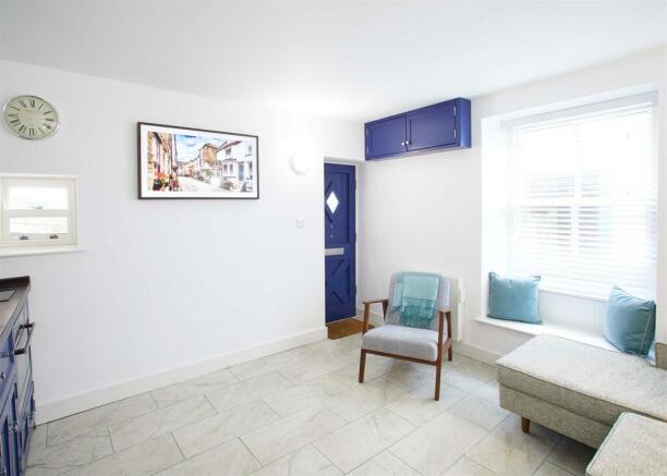 2 bed Cottage for sale Image 8