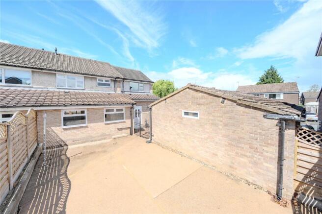 4 bed Semi-Detached for sale Image 9