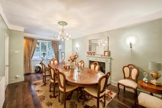 3 bed Detached for sale Image 6