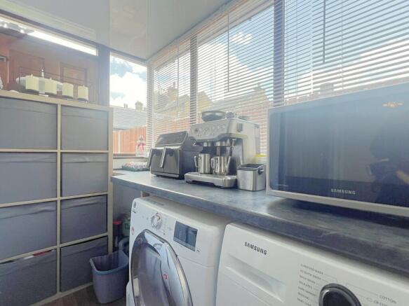 3 bed Detached for sale Image 10