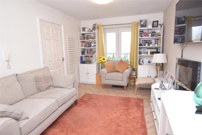 2 bed Apartment for sale Image 11