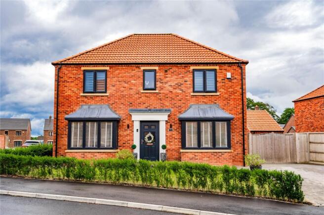 4-bed detached on Daisy Way, Louth, Lincolnshire, LN11, £395,000