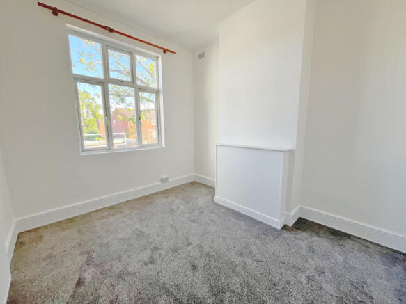 3 bed flat to rent South Ealing Road, Ealing W5
