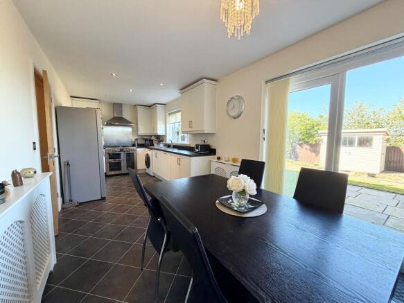 Kitchen diner