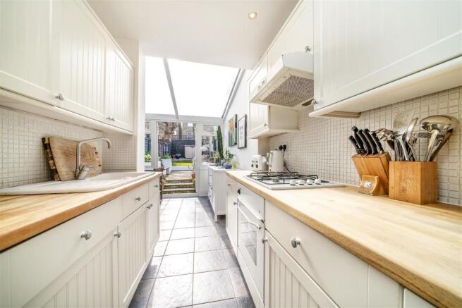 223 Ravenscroft Road-11.JPG