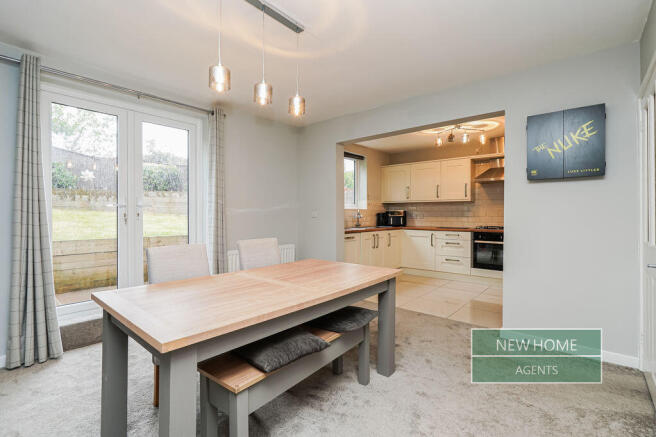 3 bed Semi-Detached for sale Image 5