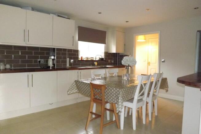 Kitchen/breakfast ro