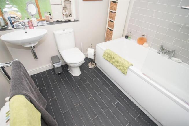 HOUSE BATHROOM