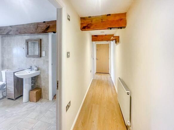 3 bed Maisonette for sale Image 8