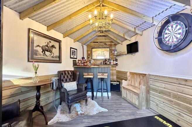 Garden Bar