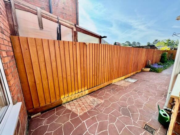 Jet washed pathway 