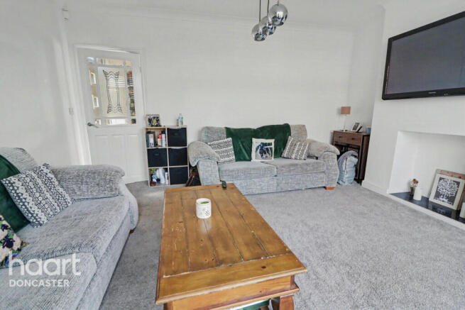 3 bed Semi-Detached for sale Image 6