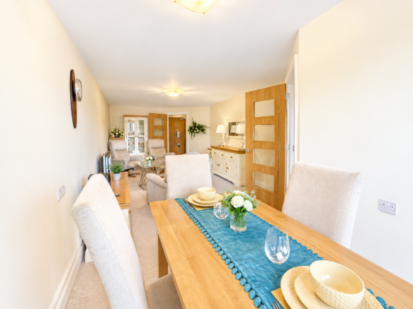Lounge 1 T202609300937.png