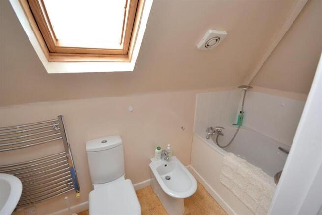 Ensuite (9).jpg